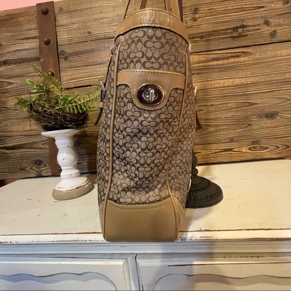 Coach Signature Gallery Mini C Khaki Large Carryall Tote Bag NWOT - Picture 5 of 12